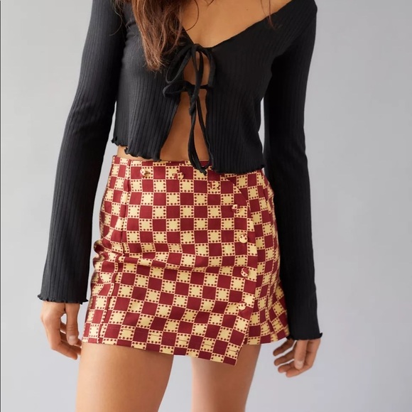 COPY - NWT UO Jagger Button-Front Mini Skirt - Picture 3 of 4